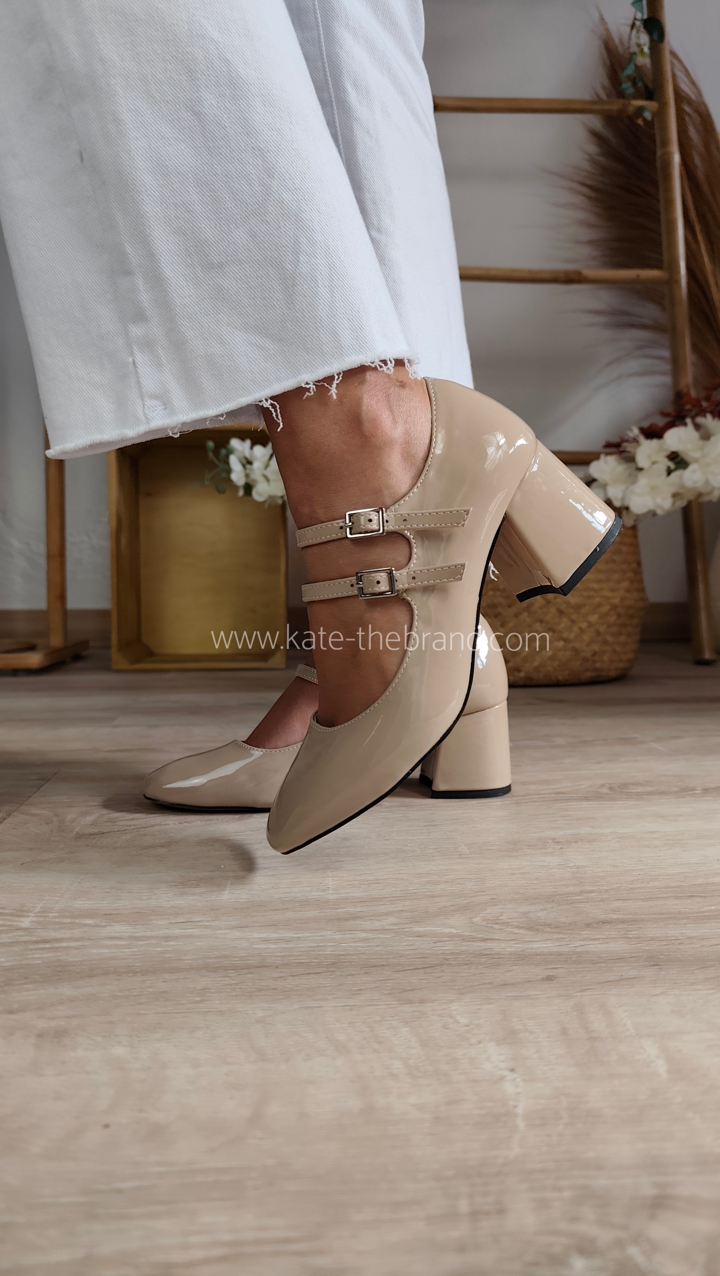 Sapato tacão Mary Jane TAUPE
