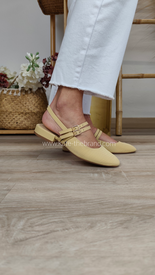 Sapato plano fivelas AMARELO