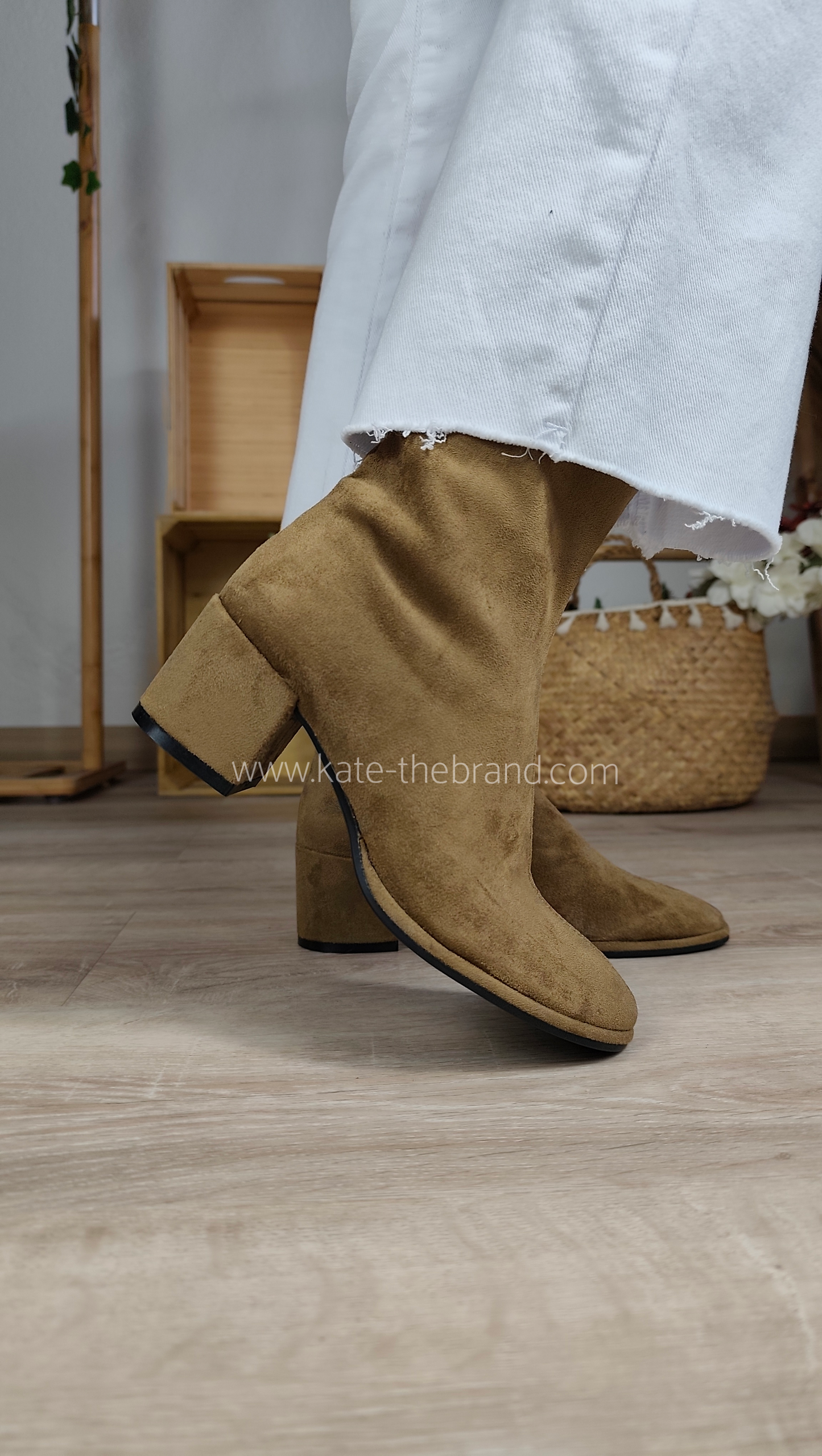 Botin tacão CAMEL