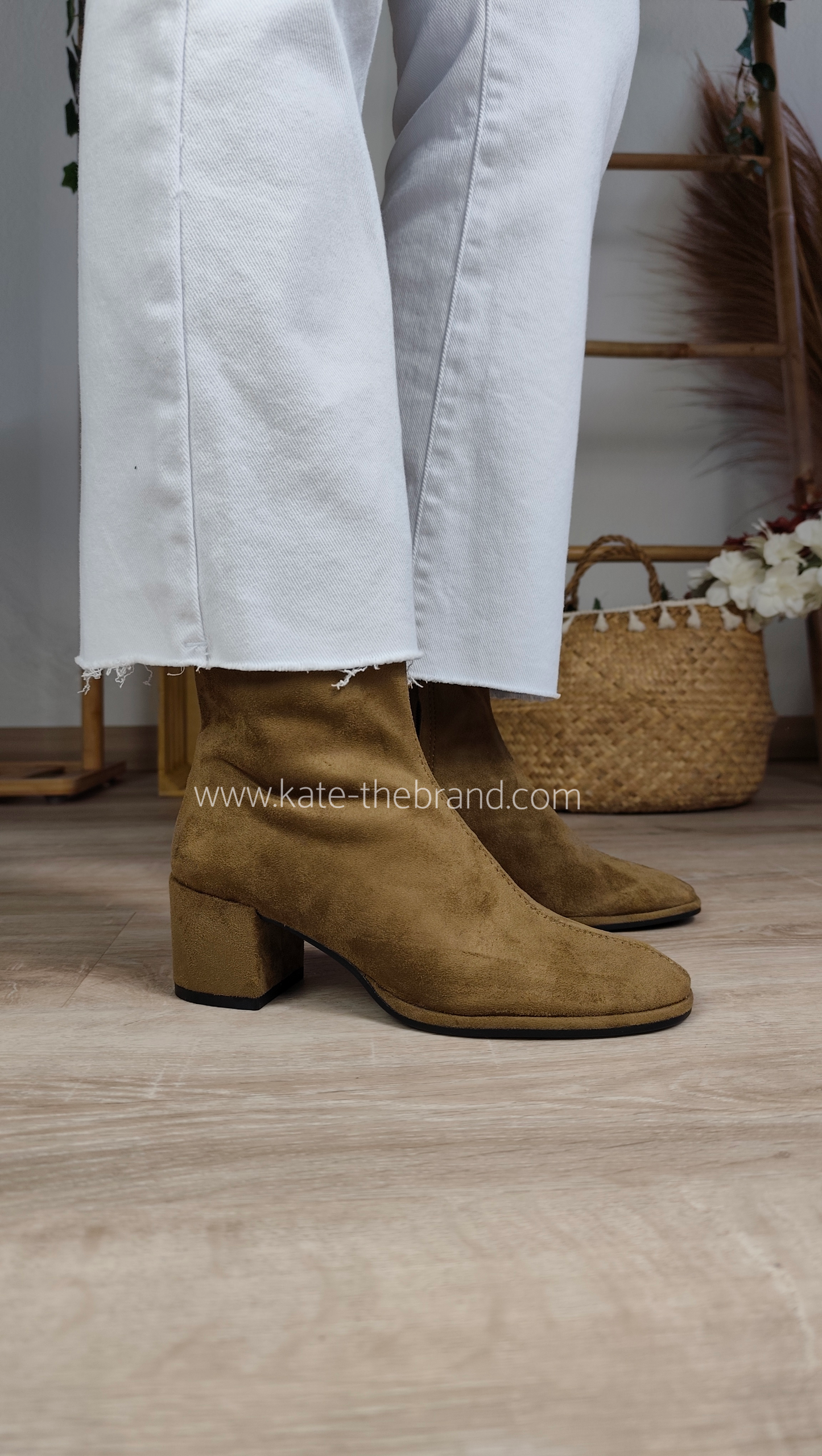 Botin tacão CAMEL
